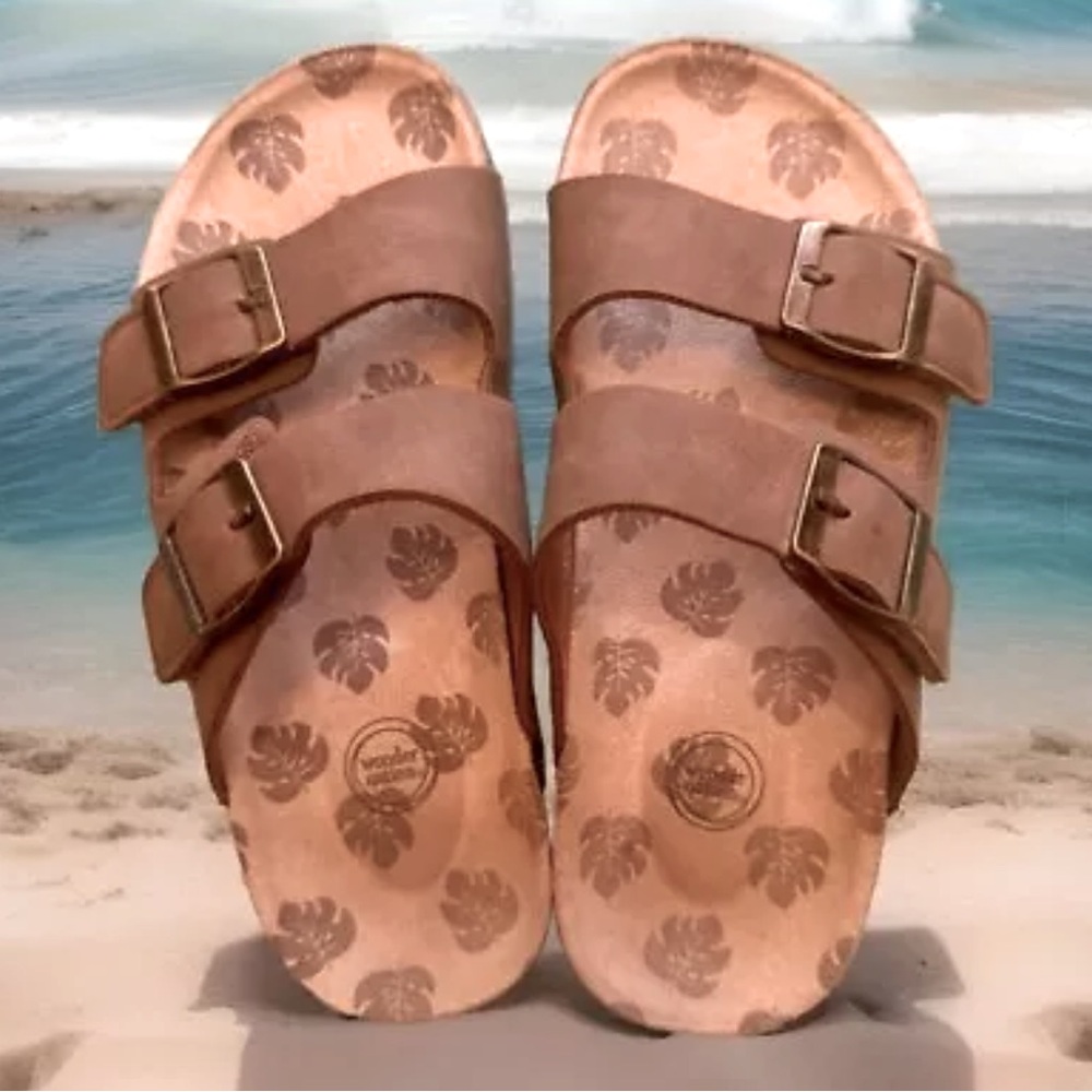 ☀️WONDER NATION☀️ VELCRO STRAP VEGAN LEATHER PADDED HEAL & ARCH SUPPORT SANDALS